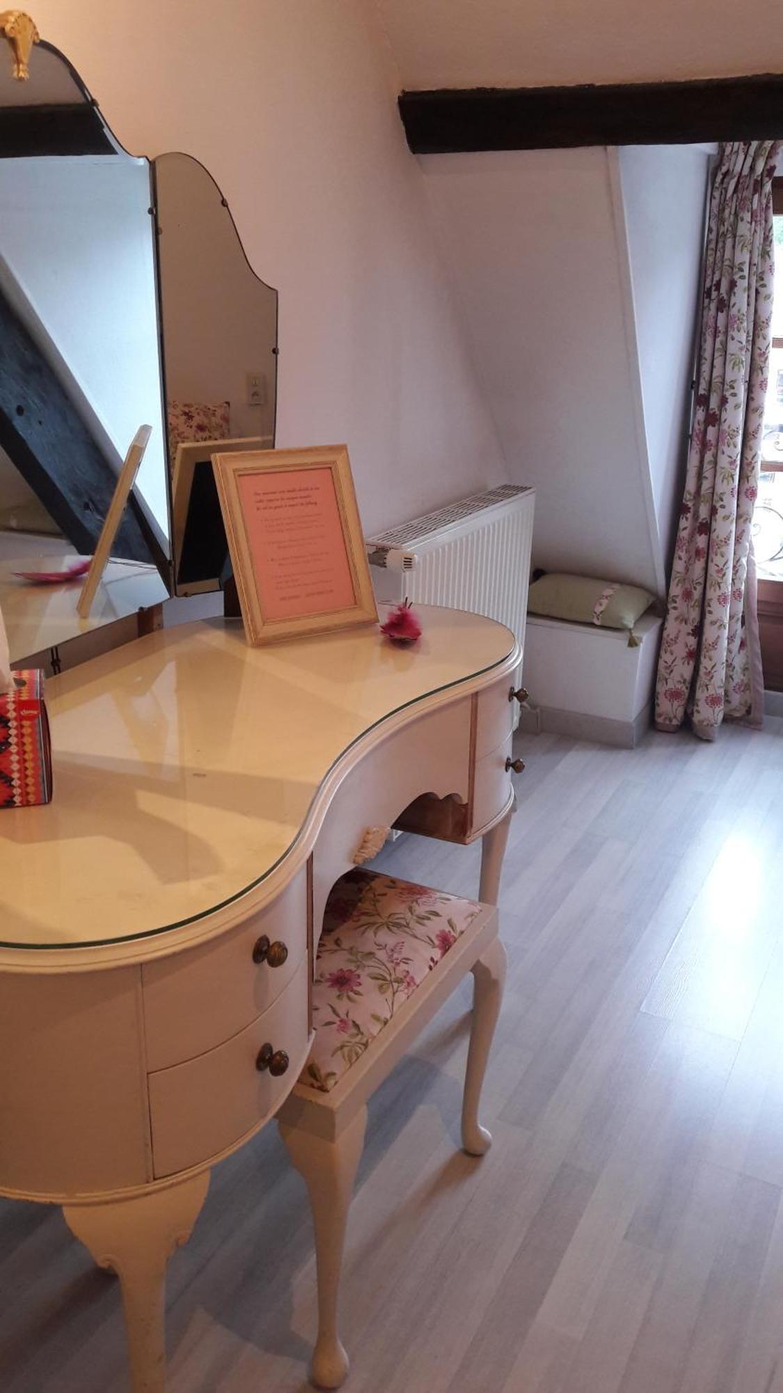 Le Poisson Ivre Bed & Breakfast Dinan Ngoại thất bức ảnh